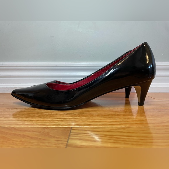 Cole Haan + Nike Air Patent Leather Black 2” High Heels, 9.5C, NEW out of Box - Picture 4 of 9